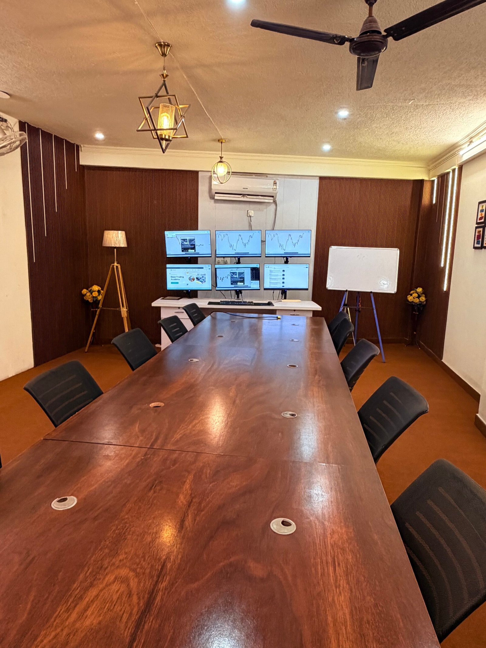 trading cafe in dehradun by dta